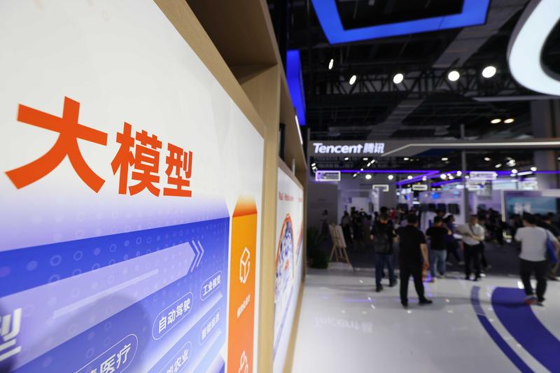 不再迷信单一模型:深度解析大模型融合趋势下的生存法则 IT技术