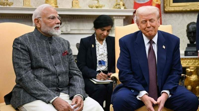 政治表演的真相:冗长演讲背后,被忽视的治理效能危机 新闻