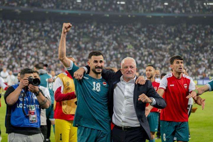  伊拉克国家队锁定私人包机方案；顺利飞赴墨西哥备战洲际附加赛。 体育新闻