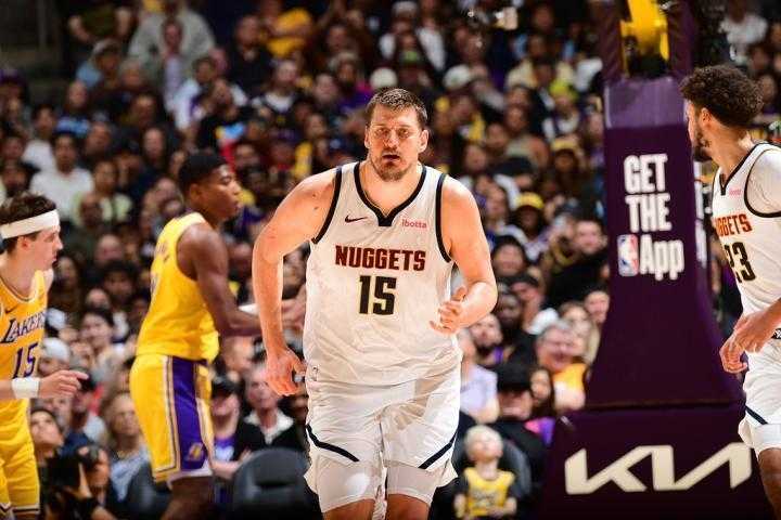  掘金核心约基奇再创三双奇迹；连续四场全面爆发，湖人加时绝杀遗憾落败。 体育新闻 掘金核心约基奇再创三双奇迹；连续四场全面爆发，湖人加时绝杀遗憾落败。 体育新闻 掘金核心约基奇再创三双奇迹；连续四场全面爆发，湖人加时绝杀遗憾落败。 体育新闻