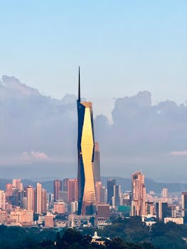  国际局势波动加剧；韩国投资者转向中国市场；新能源硬科技板块成为配置重点。 股票财经 国际局势波动加剧；韩国投资者转向中国市场；新能源硬科技板块成为配置重点。 股票财经