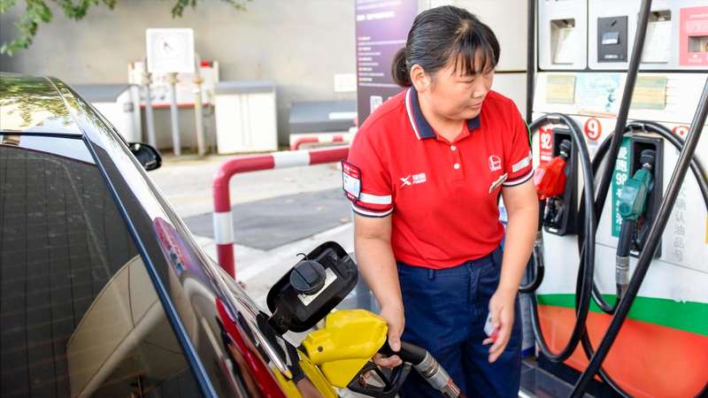  能源价格的波动逻辑：解析成品油定价机制与宏观环境的博弈 新闻